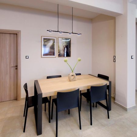 莫奈姆瓦夏Casa Dell' Est公寓 外观 照片